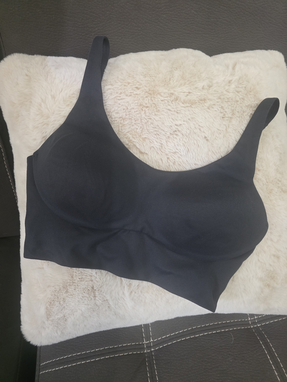 Victorias Secret Sport Seamless Black Wireless Bralette
